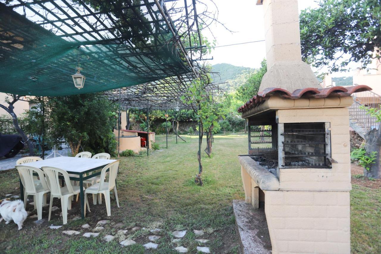 Cosy Budget Rooms To Rent In Ipsos Corfu Dış mekan fotoğraf